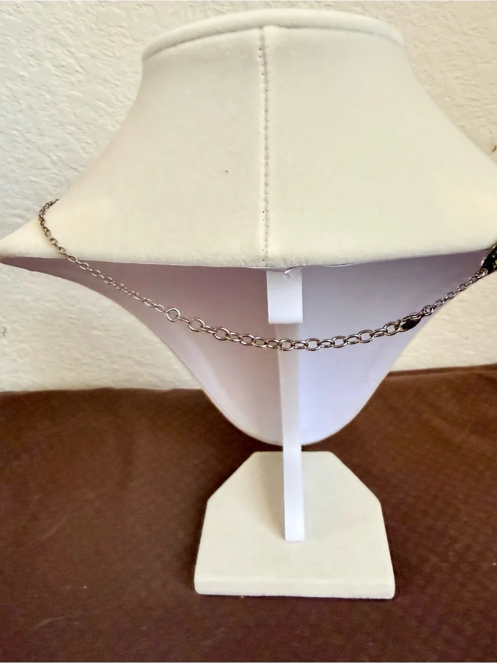 Authentic Louis Vuitton Necklace-Signature V -Shaped Silver Pendant Necklace